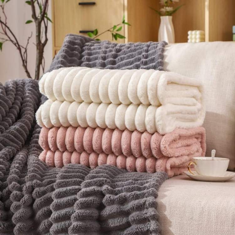 Marcherelle™ – Couverture Lestée en Fausse Fourrure Douce & Apaisante pour Relaxation
